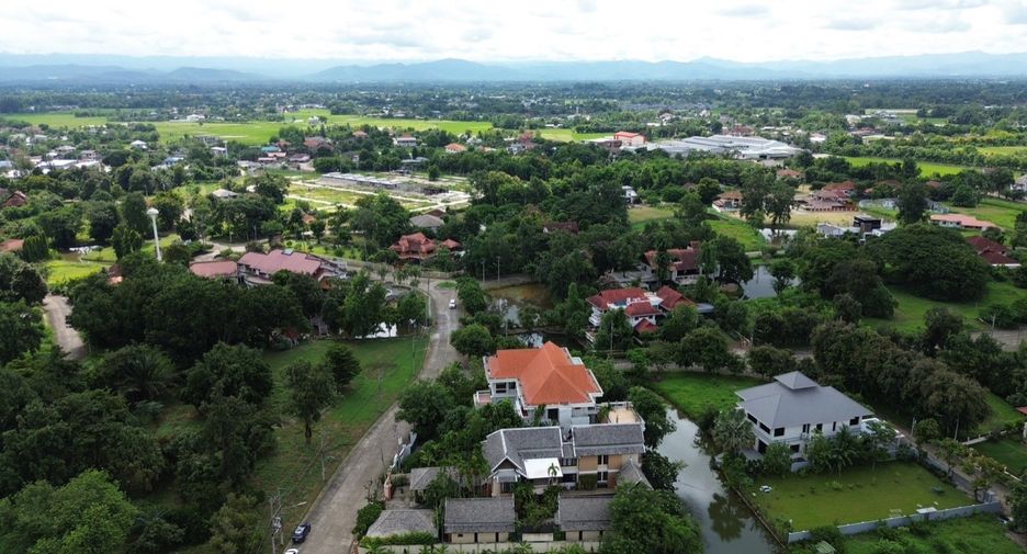 Casa en alquiler y en venta de 5 habitaciones en Doi Saket, Chiang Mai
