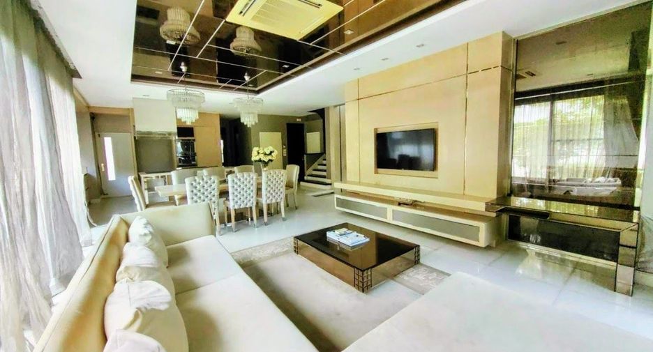 For sale 4 bed house in Mueang Nonthaburi, Nonthaburi