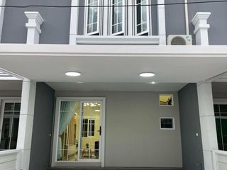 For Rent 3 Bedroom Townhouse In Mueang Chiang Mai
