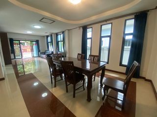 Casa en alquiler de 4 habitaciones en Mueang Chiang Mai, Chiang Mai