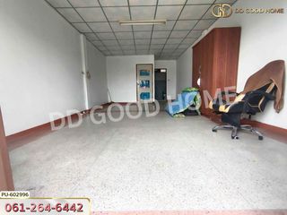 Gewerbefläche zum Kauf mit 5 Zimmer in Sam Phran, Nakhon Pathom