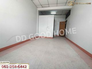 Gewerbefläche zum Kauf mit 5 Zimmer in Sam Phran, Nakhon Pathom