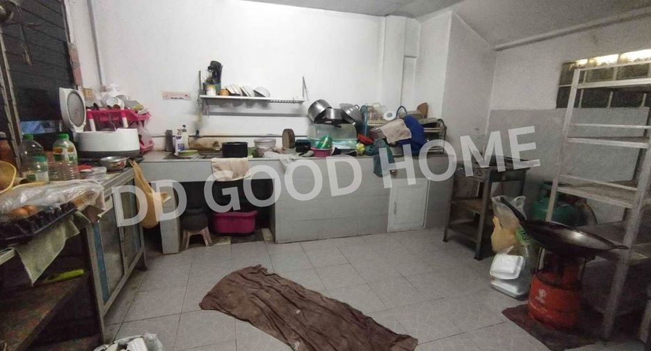 Gewerbefläche zum Kauf mit 5 Zimmer in Sam Phran, Nakhon Pathom