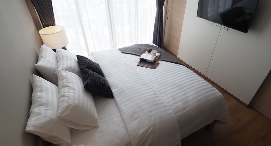 For rent 2 bedrooms condo in Khlong Toei, Bangkok