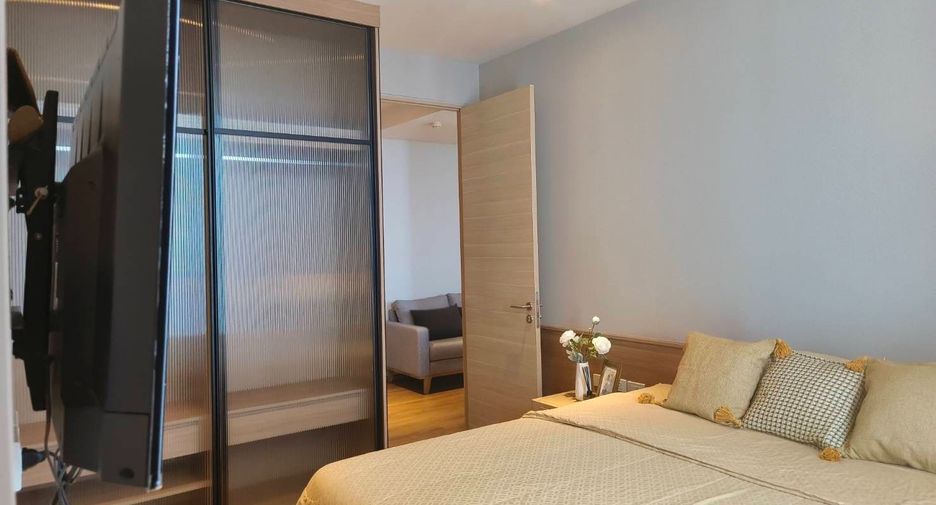 For rent 2 bedrooms condo in Khlong Toei, Bangkok