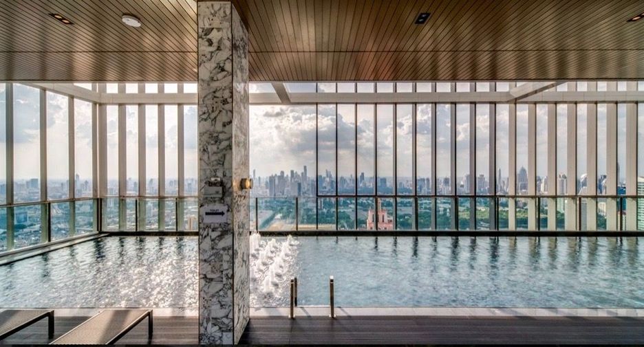 For rent 2 bedrooms condo in Khlong Toei, Bangkok