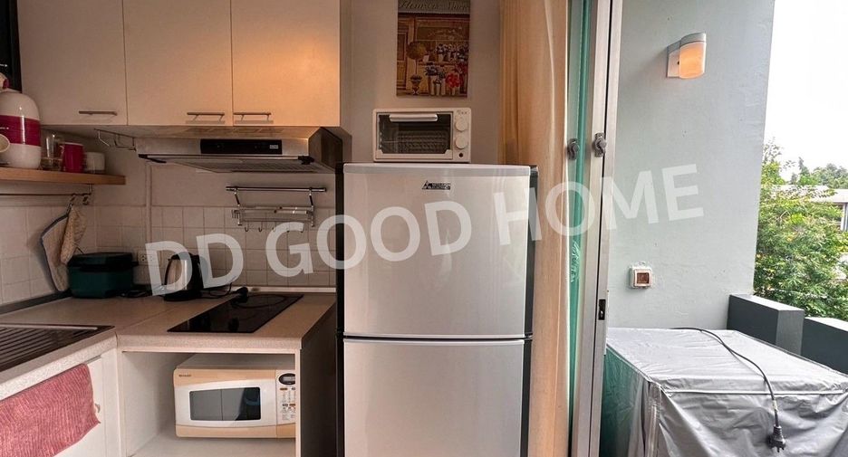 For sale 1 bed condo in Phra Khanong, Bangkok