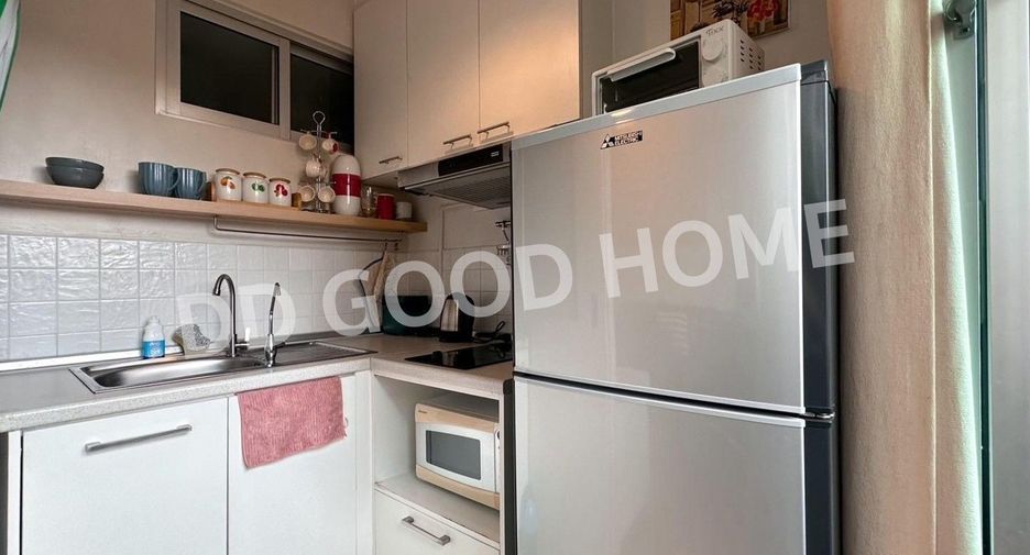 For sale 1 bed condo in Phra Khanong, Bangkok