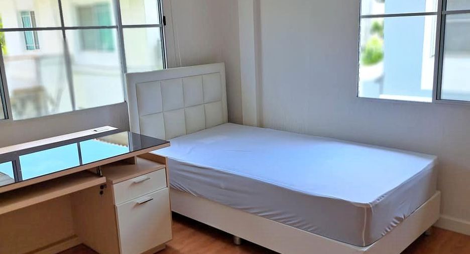 Haus zur Miete mit 3 Zimmer in Prawet, Bangkok