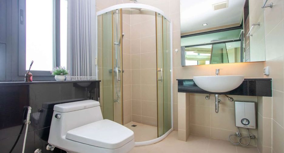 Condo en venta de 2 habitaciones en Mueang Chiang Mai, Chiang Mai