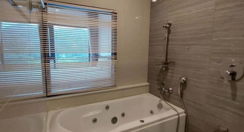 For rent 1 bed condo in Si Racha, Chonburi