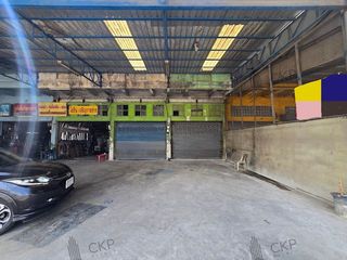 For sale retail Space in Lam Luk Ka, Pathum Thani