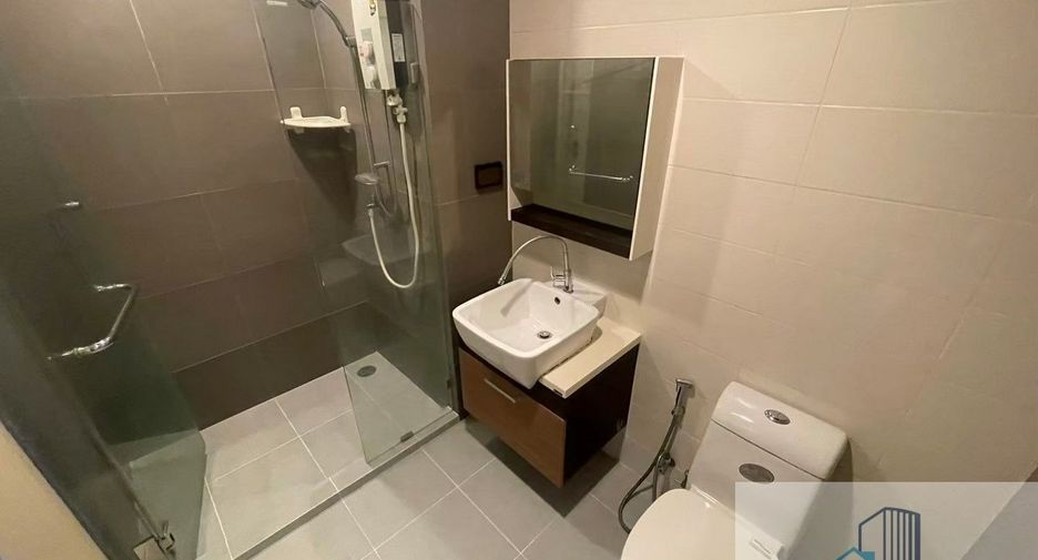 For sale studio condo in Phra Khanong, Bangkok