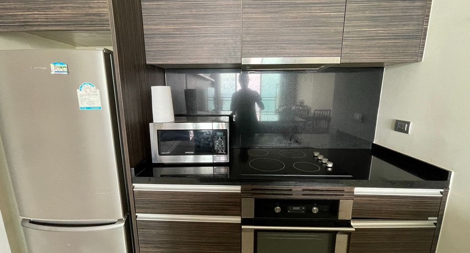 For rent 2 bedrooms condo in Bang Lamung, Chonburi