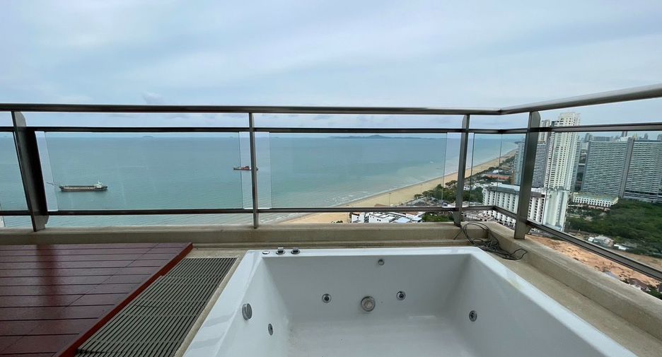 For rent 2 bedrooms condo in Bang Lamung, Chonburi