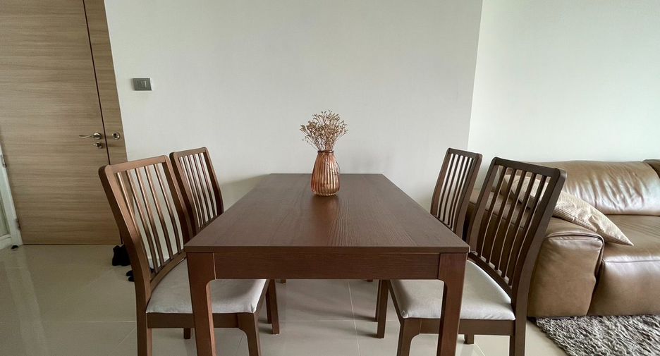 For rent 2 bedrooms condo in Bang Lamung, Chonburi