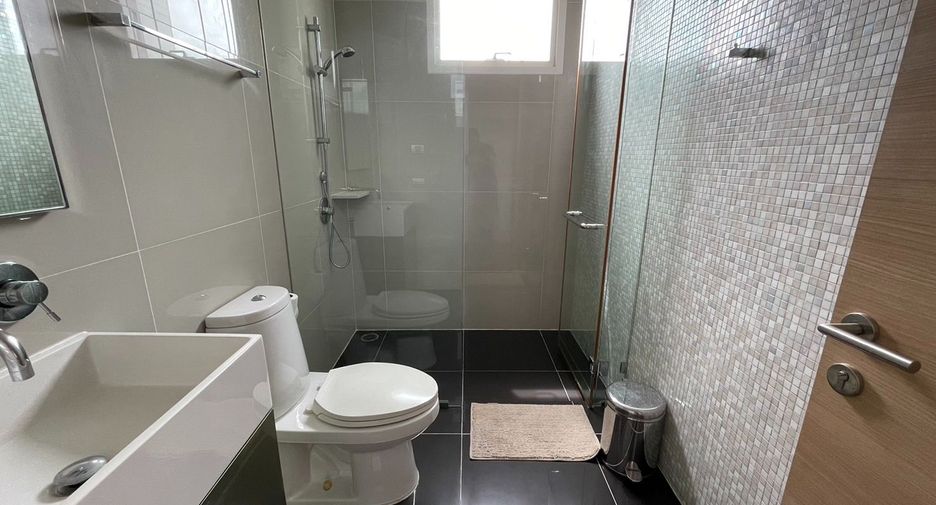 For rent 2 bedrooms condo in Bang Lamung, Chonburi
