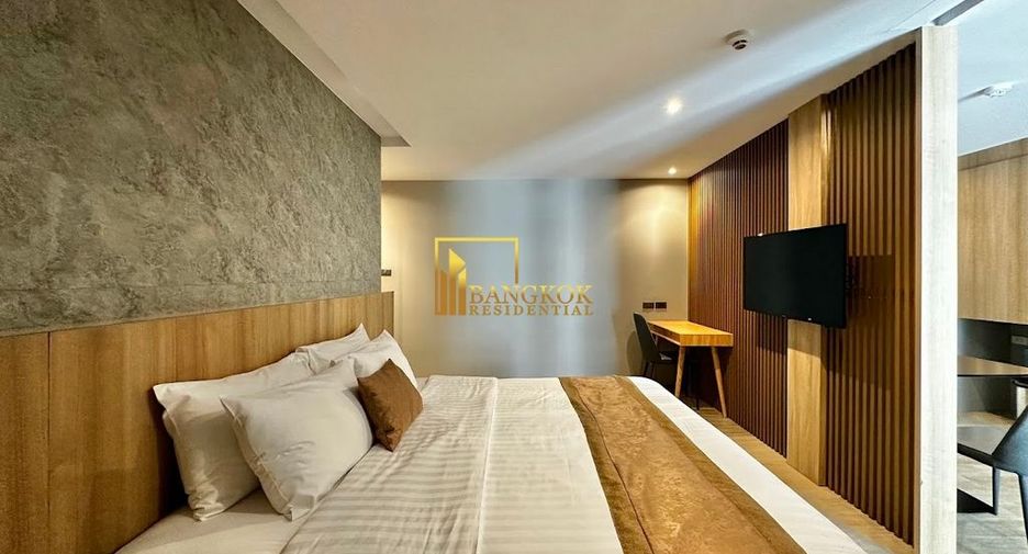 For rent 1 bed serviced apartment in Watthana, Bangkok