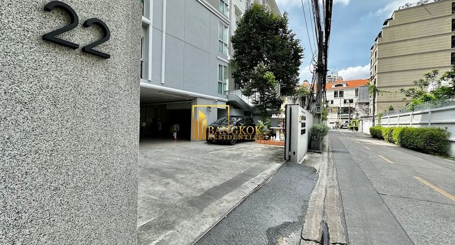 For rent 1 bed serviced apartment in Watthana, Bangkok