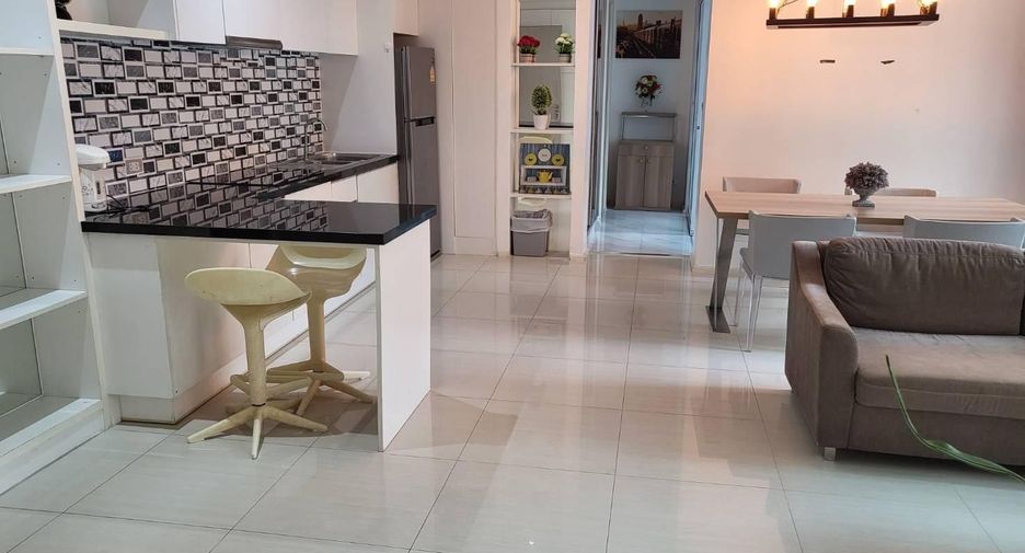 For rent 2 bedrooms condo in Bang Lamung, Chonburi
