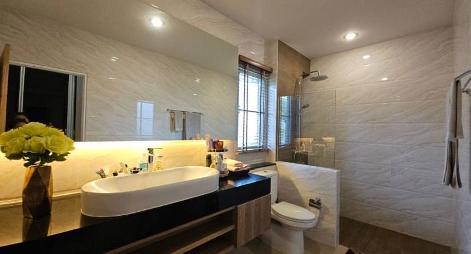 For rent and for sale 3 bedrooms house in Bang Lamung, Chonburi