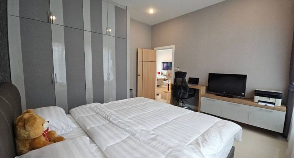 For rent and for sale 3 bedrooms house in Bang Lamung, Chonburi