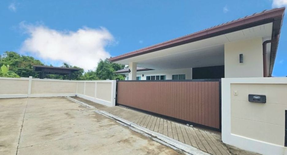 For rent and for sale 3 bedrooms house in Bang Lamung, Chonburi