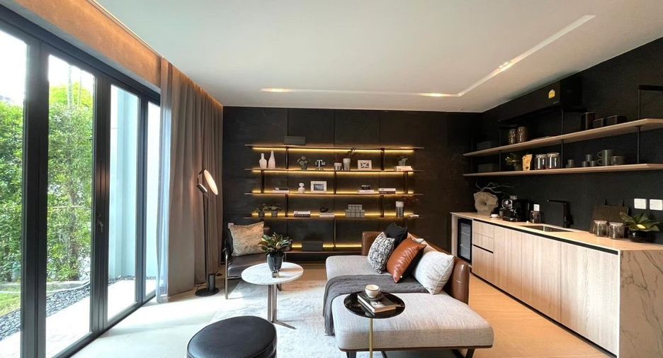 Casa en alquiler de 4 habitaciones en Saphan Sung, Bangkok