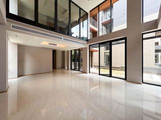 For sale 4 Beds house in Yan Nawa, Bangkok
