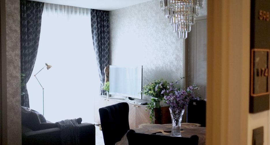 For rent and for sale 2 bedrooms condo in Pathum Wan, Bangkok