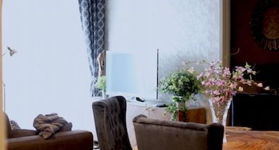 For rent and for sale 2 bedrooms condo in Pathum Wan, Bangkok