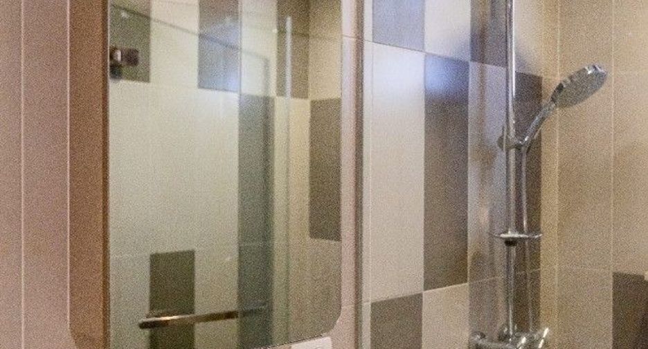 For sale 2 bedrooms condo in Phaya Thai, Bangkok
