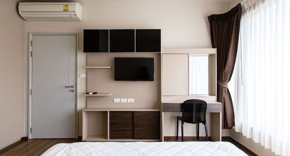 For sale 2 bedrooms condo in Phaya Thai, Bangkok