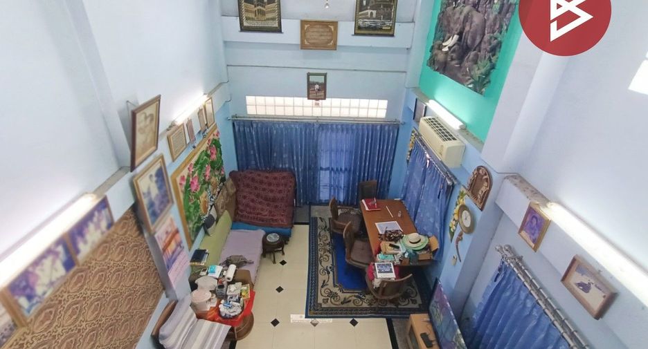 Local comercial en venta de 2 habitaciones en Prawet, Bangkok
