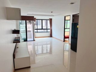For sale 2 Beds condo in Lat Phrao, Bangkok