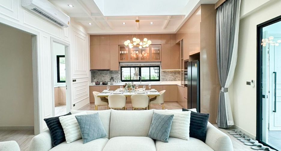 For sale 3 ベッドルーム villa in Bang Lamung, Chonburi