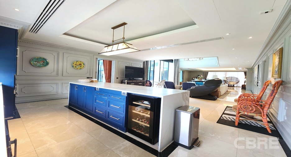 For sale 8 bedrooms condo in Suan Luang, Bangkok