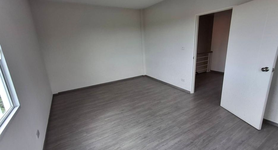 À vendre 2 chambres maison à Krathum Baen, Samut Sakhon