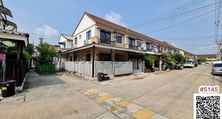 出租 3 卧室 联排别墅 在 Bang Sao Thong, Samut Prakan