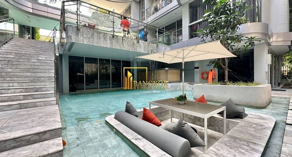 For rent 2 bedrooms condo in Watthana, Bangkok