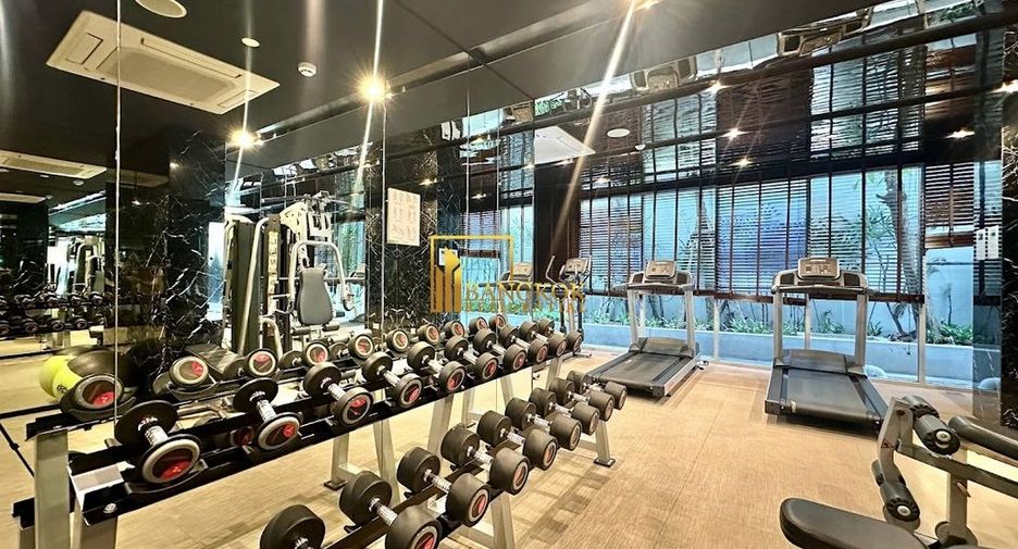 For rent 2 bedrooms condo in Watthana, Bangkok