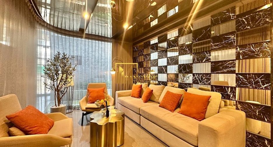 For rent 2 bedrooms condo in Watthana, Bangkok