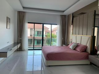 Haus zur Miete mit 4 Zimmer in Bang Lamung, Chonburi