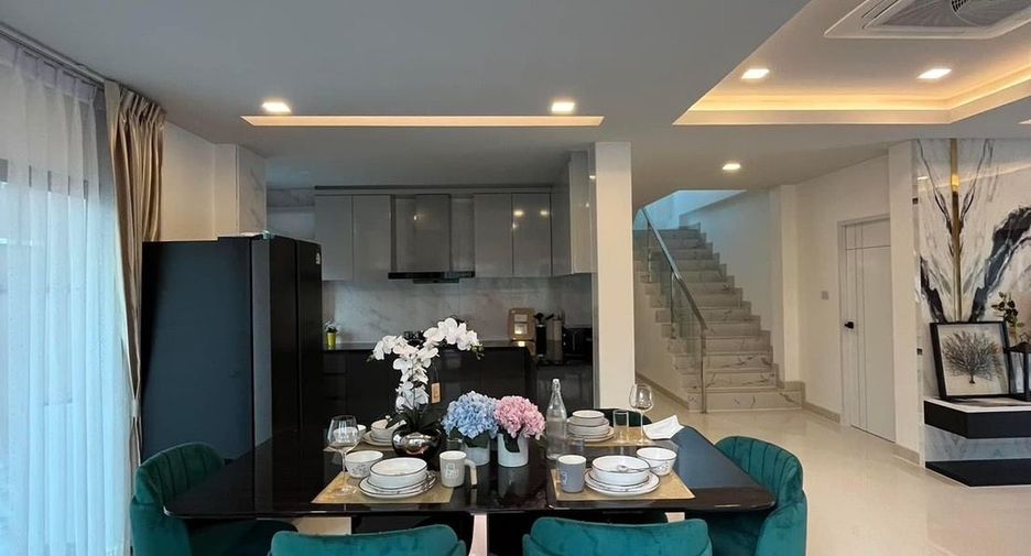 For rent 4 bedrooms house in Bang Lamung, Chonburi