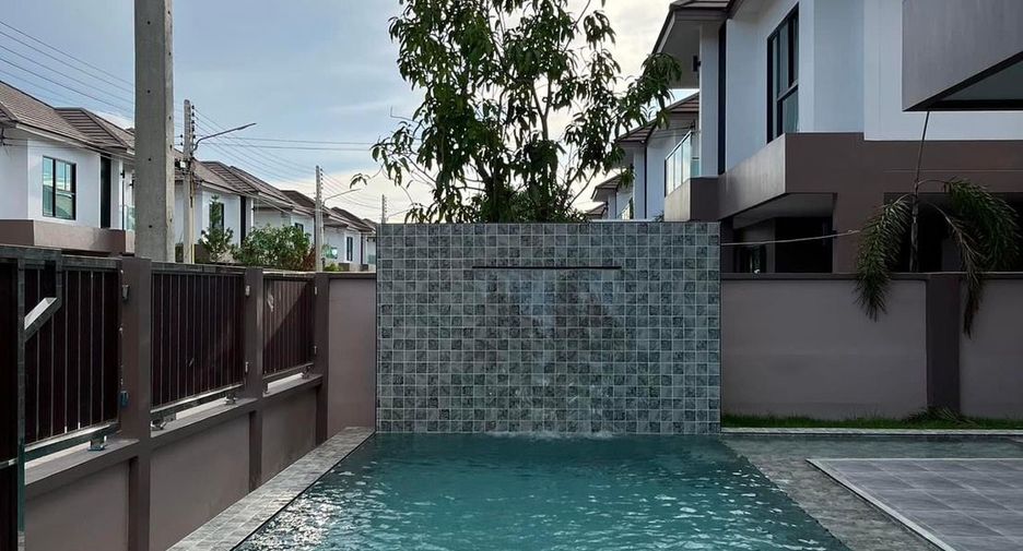For rent 4 bedrooms house in Bang Lamung, Chonburi