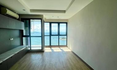 Condo en venta de 1 habitaciones en Si Racha, Chonburi