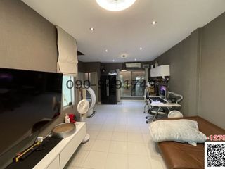 For sale 1 bed townhouse in Bang Khun Thian, Bangkok