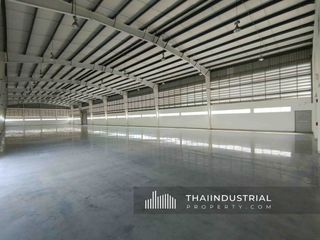 For rent warehouse in Mueang Chon Buri, Chonburi