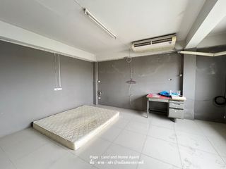 For sale 8 bed retail Space in Bang Phli, Samut Prakan