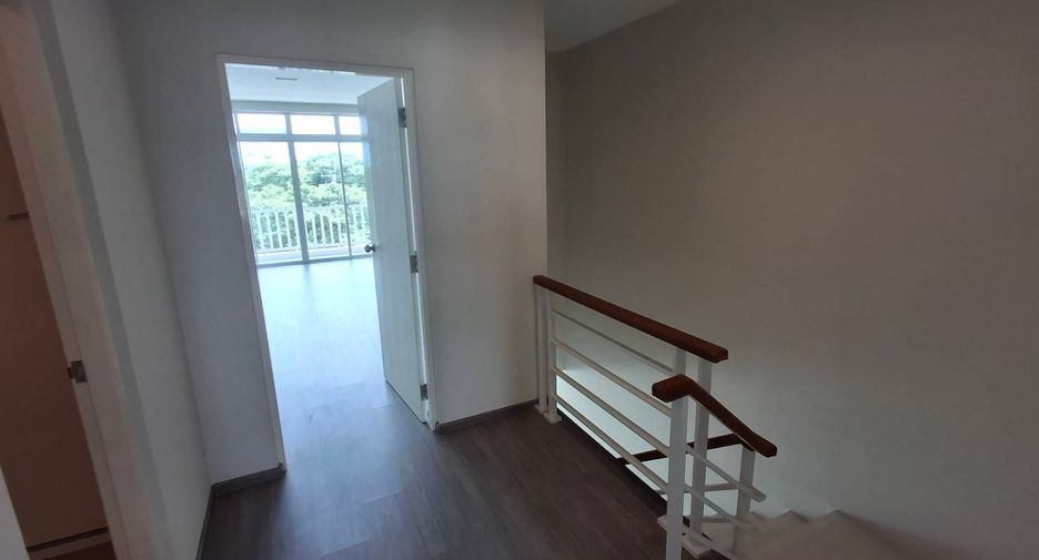 For sale 2 bedrooms retail Space in Krathum Baen, Samut Sakhon